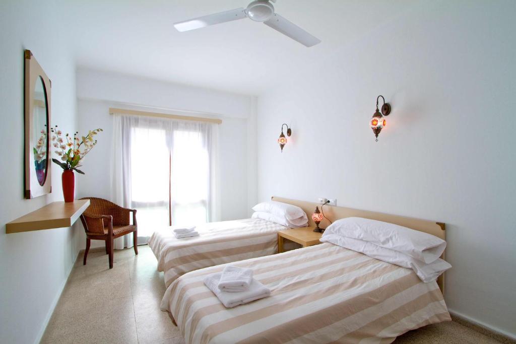 Hostal Paris Port de Pollença Pokoj fotografie